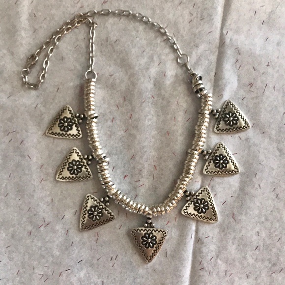 Jewelry - Beautiful Silver Medallions Boho Necklace